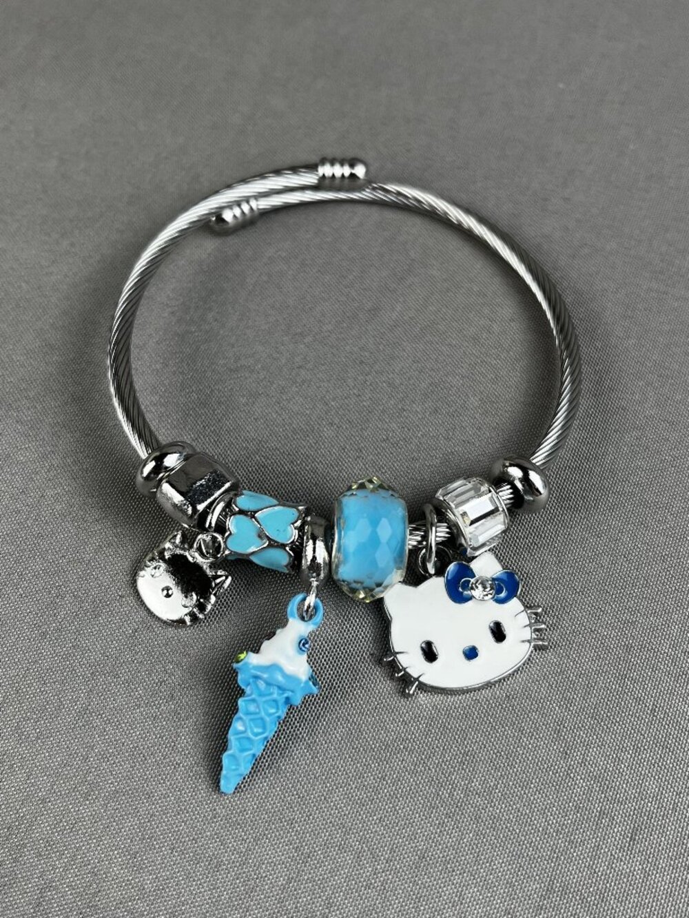 Hello Kitty Bracelet cute